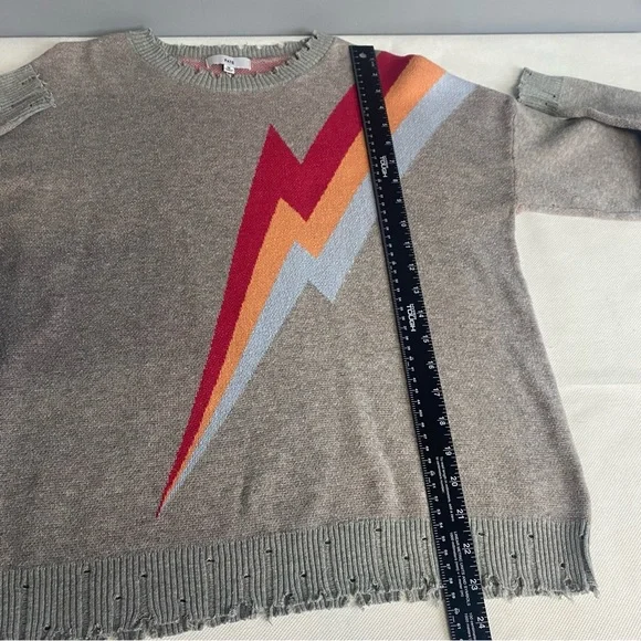 Fate Lightning Bolt Sweater - Red, Orange, Gray - Picture 12 of 15